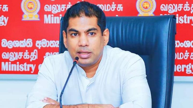 විදුලිබල මණ්ඩලය ප්‍රතිව්‍යුහගත කරන වාර්තාව ඇමතිට