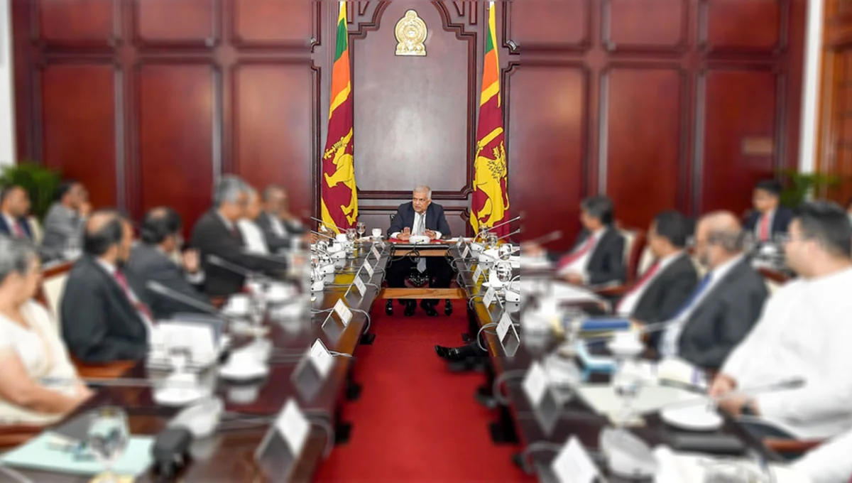 ලොක්කන් හතරකට වහාම ඉල්ලා අස්වන්නැයි ජනාධිපති කාර්යාලයෙන් දැනුම් දෙයි..